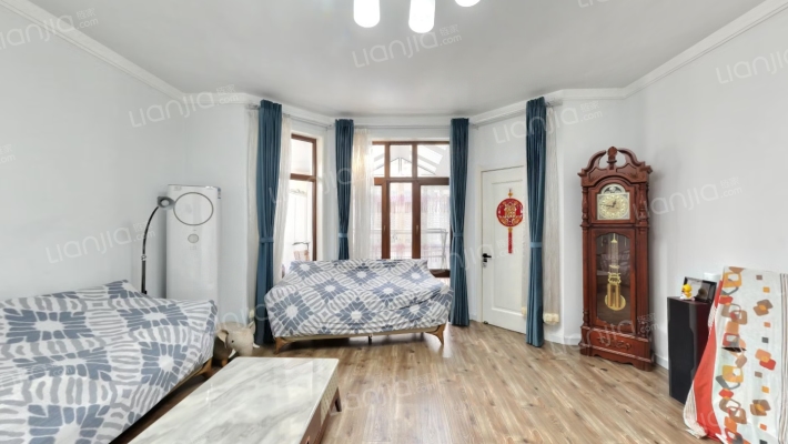 仁爱濠景庄园帝景园二手房实景图