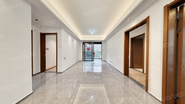 总章翡翠公馆二手房实景图