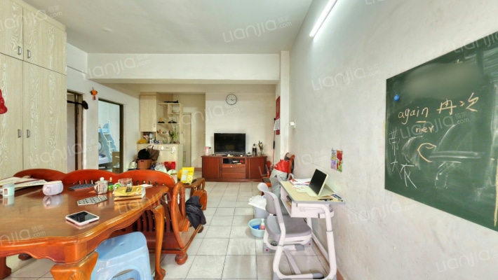 东鸿楼二手房实景图