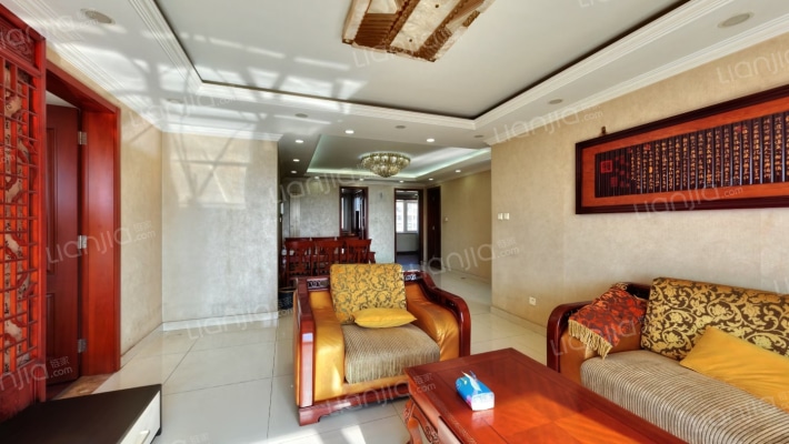 翡翠城五期二手房实景图