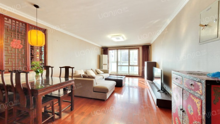 翡翠城五期二手房实景图