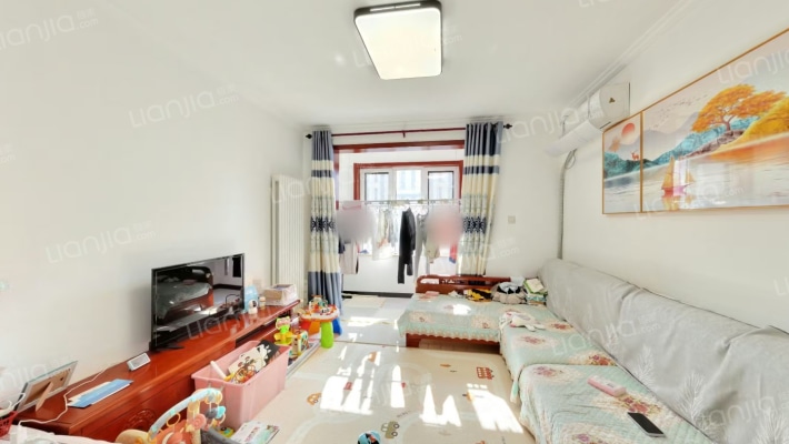 隆兴园一里二手房实景图