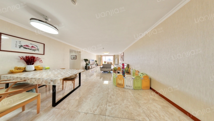 华澳中心二手房实景图