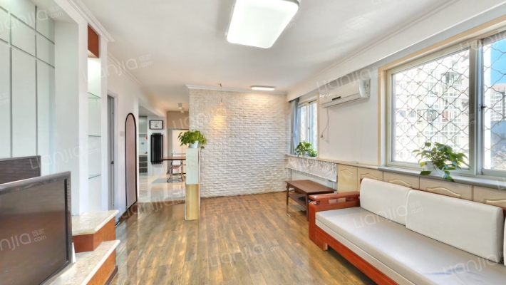 首科花园二手房实景图