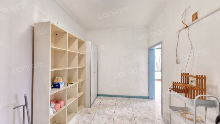 水碓子东里二手房实景图