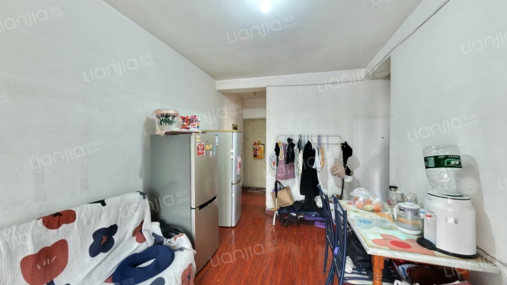 蜀辉路299号二手房实景图