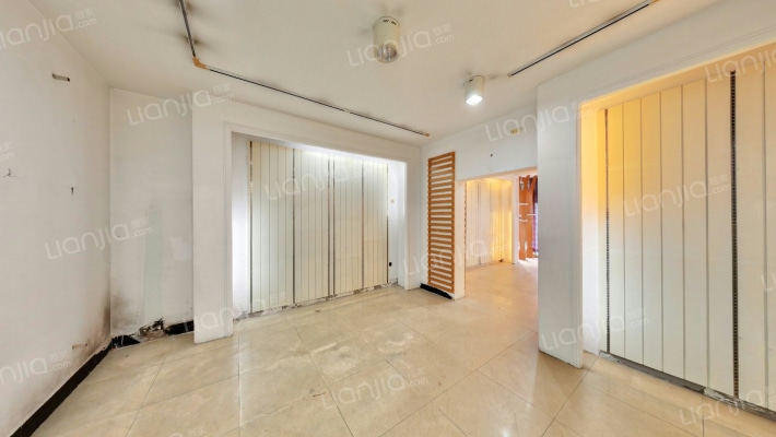 文运街医药公司宿舍二手房实景图