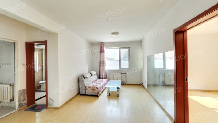 港城新苑二手房实景图