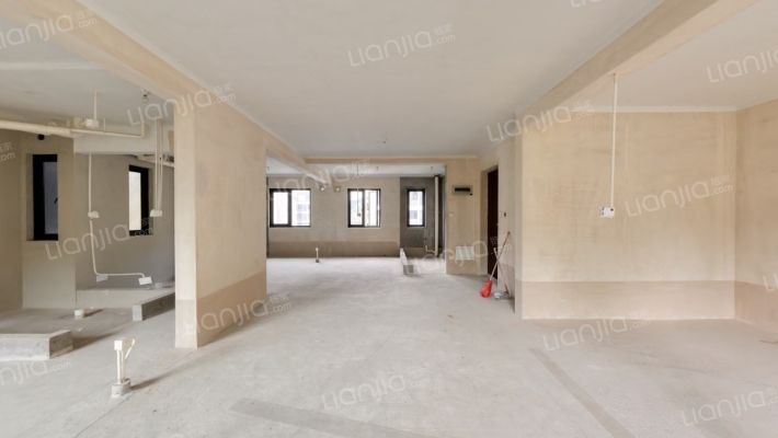 龙湖迪鑫紫宸府二手房实景图