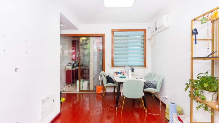 泗塘六村二手房实景图