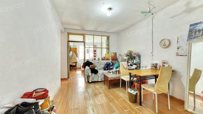 芳草园小区二手房实景图