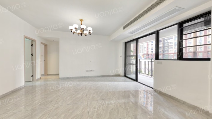 保利阳光城二期二手房实景图