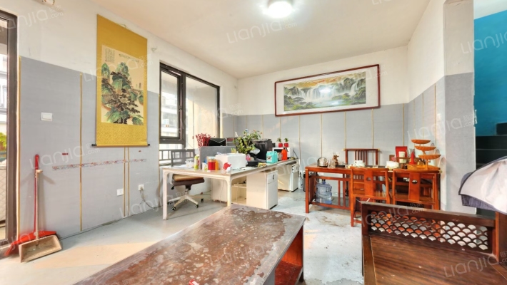 德商石榴春和天骄二手房实景图