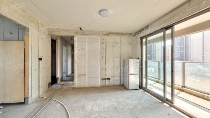 柏龙湾二手房实景图