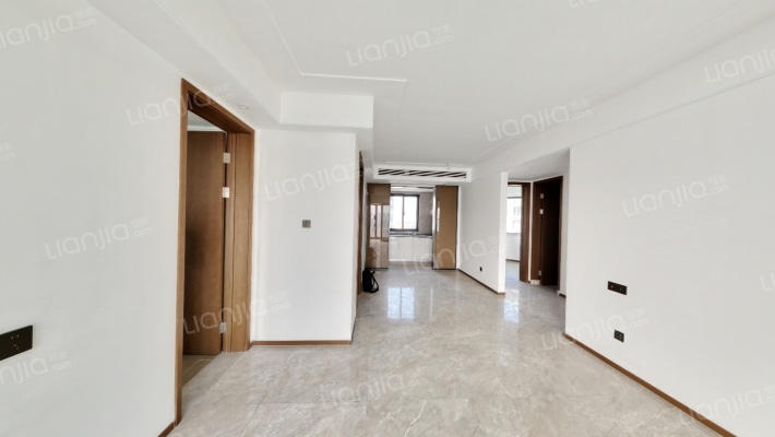 文创港宝龙城二手房实景图