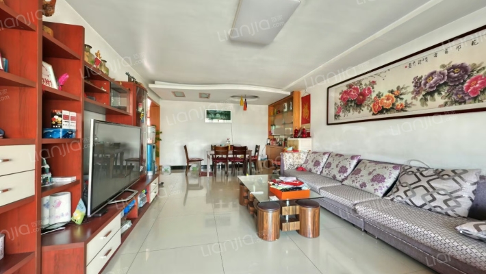 沿湖小区二手房实景图