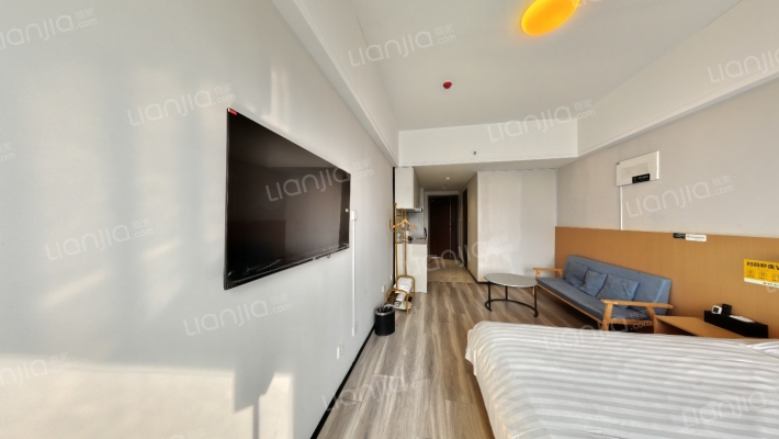 鲁商凤凰广场二期二手房实景图