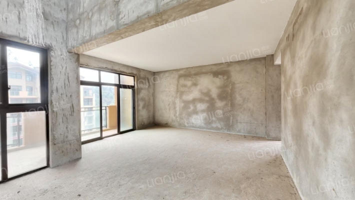 林泉香山二手房实景图