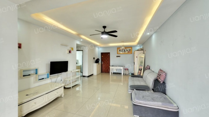 剑桥名门二手房实景图