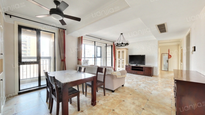 绿城理想之城诚园东区二手房实景图