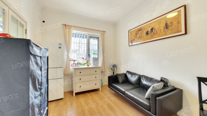 南虹雅园二手房实景图