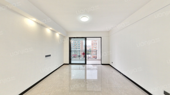 长沙中交世通国际二手房实景图