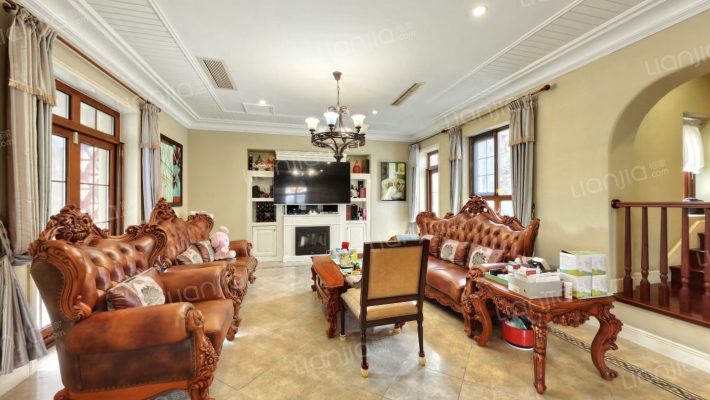 纳帕溪醍二手房实景图