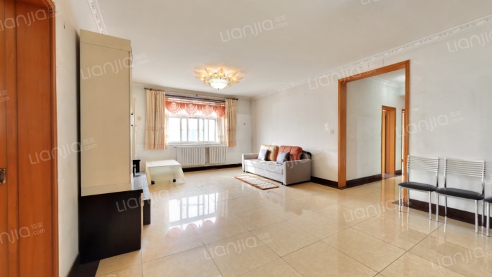 中原东路108号二手房实景图