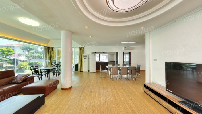 高尔夫山庄D区二手房实景图