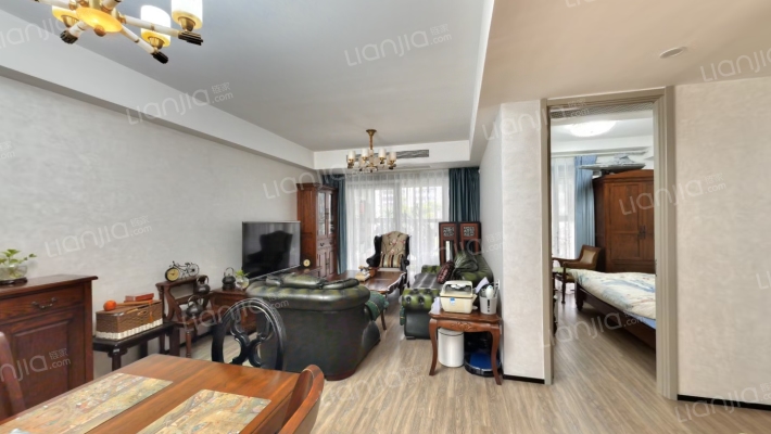 中海观江樾二手房实景图