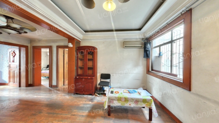 新气象小区二手房实景图