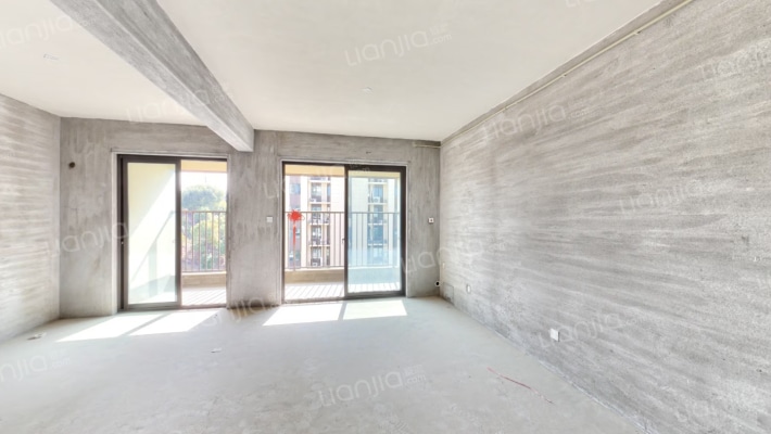 深石宸瀚里二手房实景图