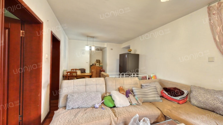 百花东街52号二手房实景图