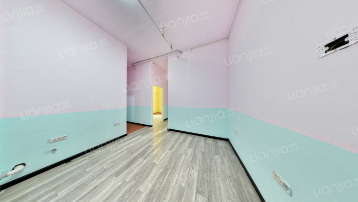 西班牙风情街二手房实景图