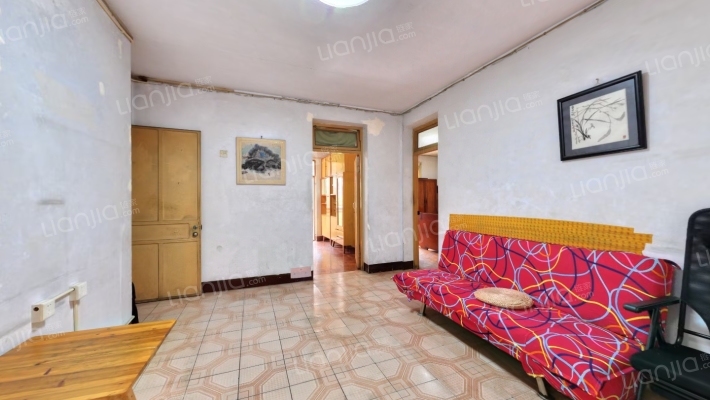 成华大道新鸿路24号二手房实景图