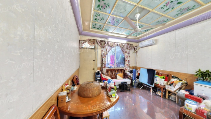 四斢新村二手房实景图