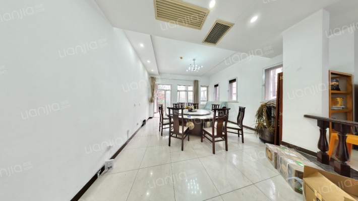 雪梨澳乡B区二手房实景图