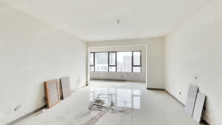 嬴昊金融中心二手房实景图