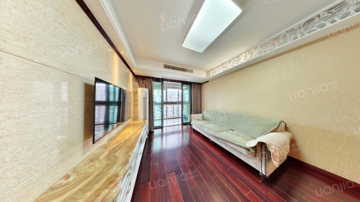 西郊美德苑二手房实景图