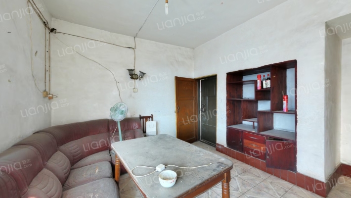 团结街312号二手房实景图