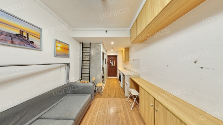 万科小世界二期二手房实景图