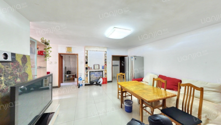 怡秀园小区二手房实景图