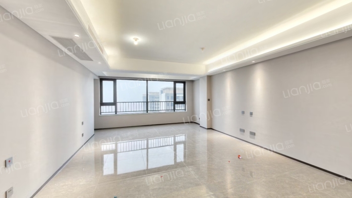 招商城建未来中心四期樾府(008地块)二手房实景图