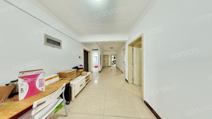 金河畔花园二手房实景图