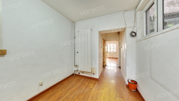 西顺城街甲27号院二手房实景图