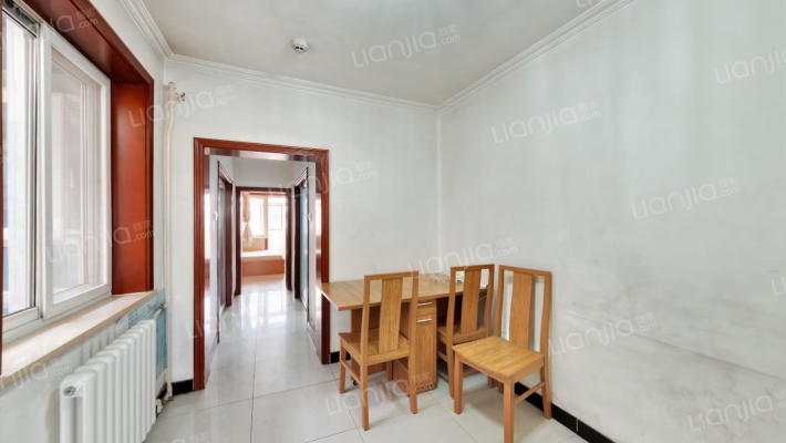 禄长街头条19号院二手房实景图