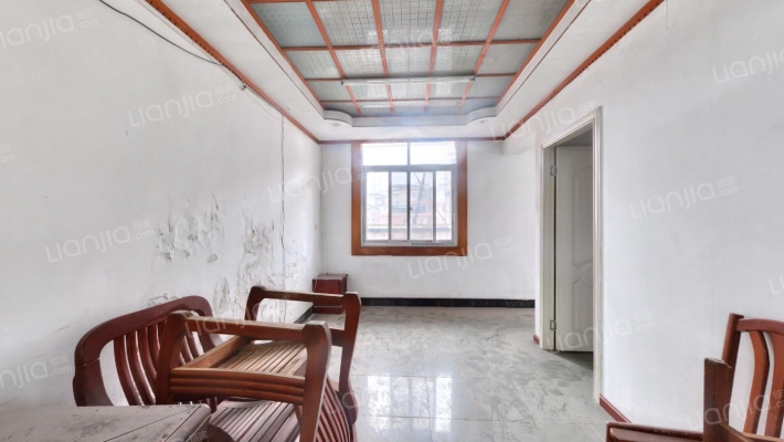 黄兴路35号二手房实景图