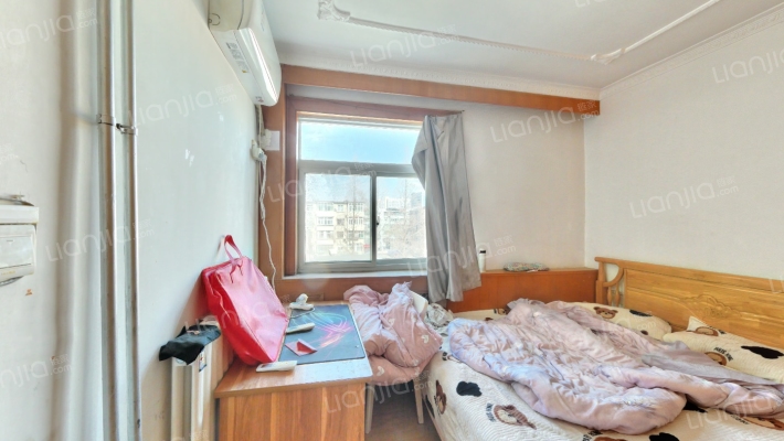 山大路137号二手房实景图