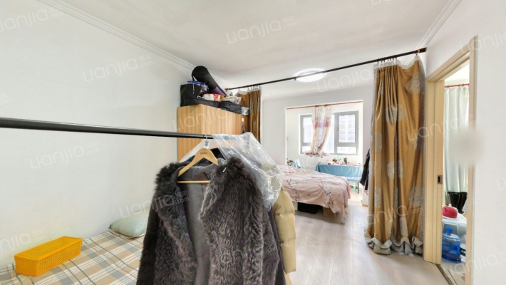 晏河湾家园六区二手房实景图