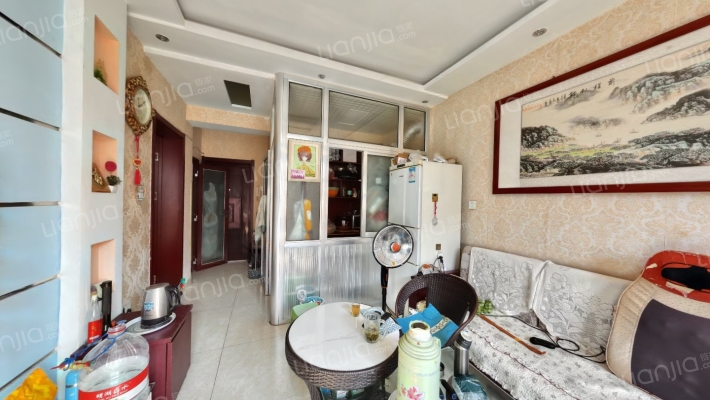 水鸣街1551号二手房实景图